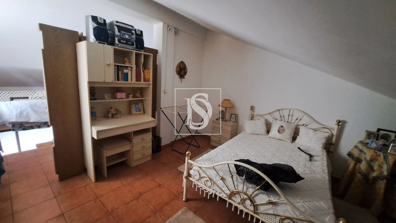 Moradia T5 para Venda em Tortosendo Foto 30