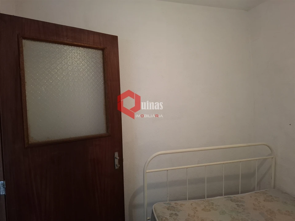 Moradia T1 para Venda em Baraçal Foto 22