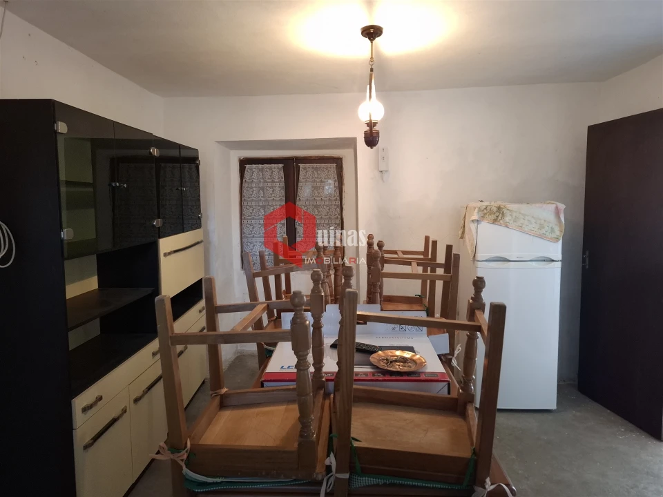 Moradia T1 para Venda em Baraçal Foto 18