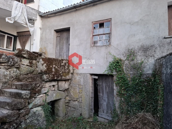 Moradia T1 para Venda em Baraçal Foto 4