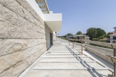 Moradia T3 para Venda em São Felix da Marinha