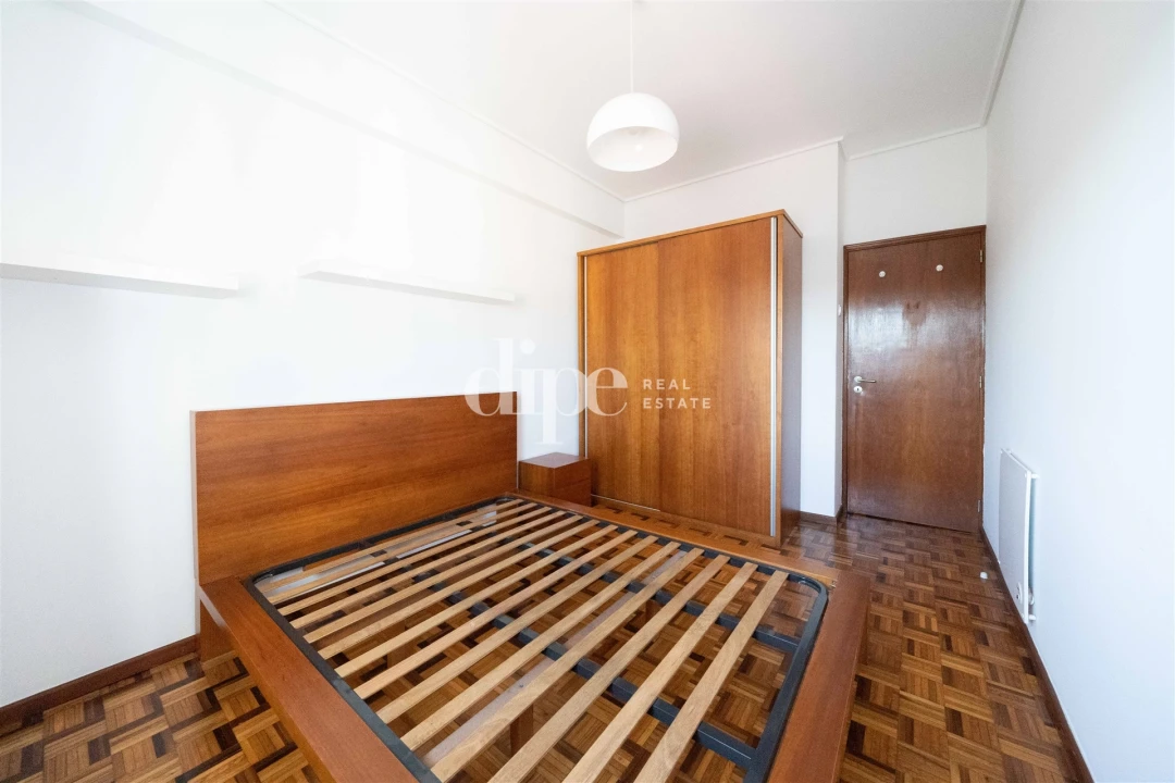 Apartamento T2 para Arrendamento em Azurem Foto 10