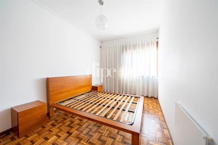 Apartamento T2 para Arrendamento em Azurem Foto 9