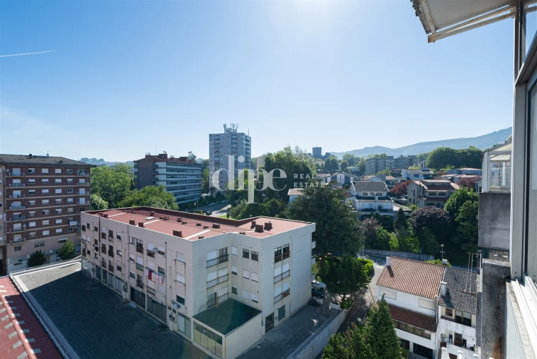 Apartamento T2 para Arrendamento em Azurem Foto 7