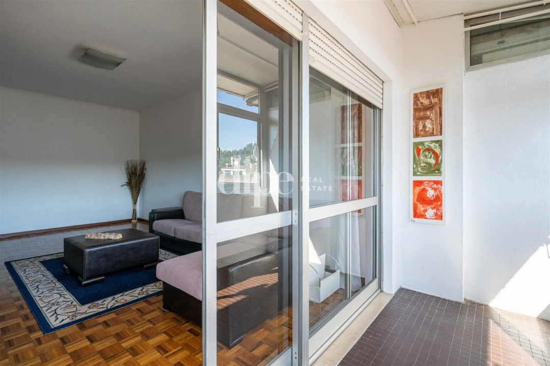 Apartamento T2 para Arrendamento em Azurem Foto 4