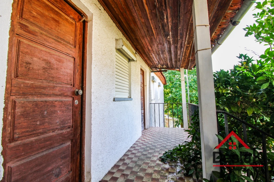 Moradia T4 para Venda em Sul Foto 5