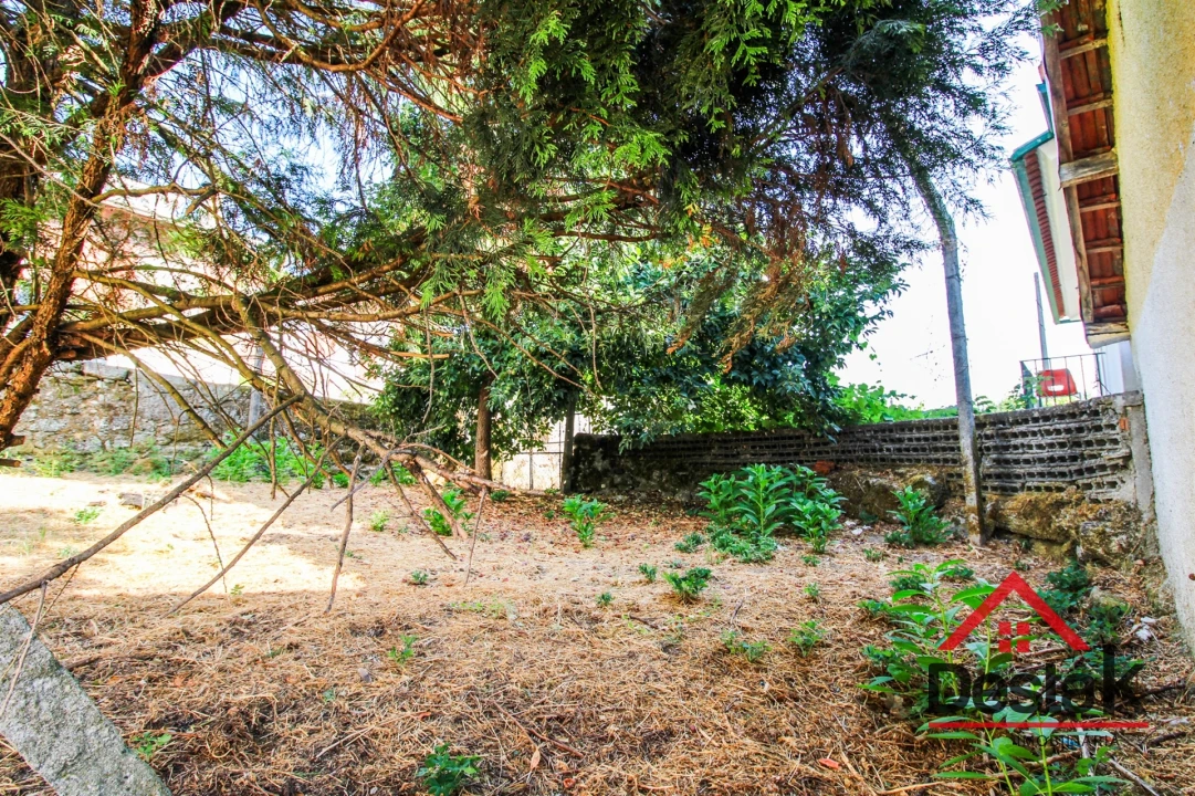 Moradia T4 para Venda em Sul Foto 25