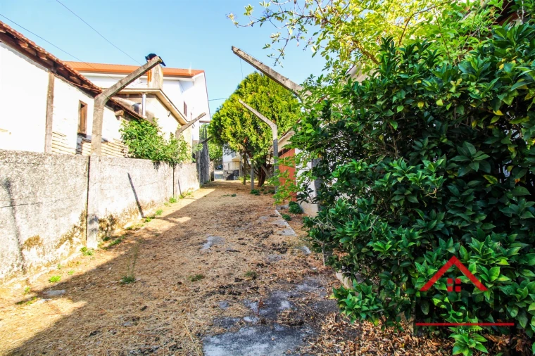 Moradia T4 para Venda em Sul Foto 18