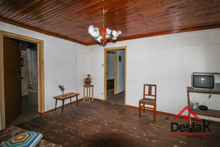 Moradia T4 para Venda em Sul Foto 7