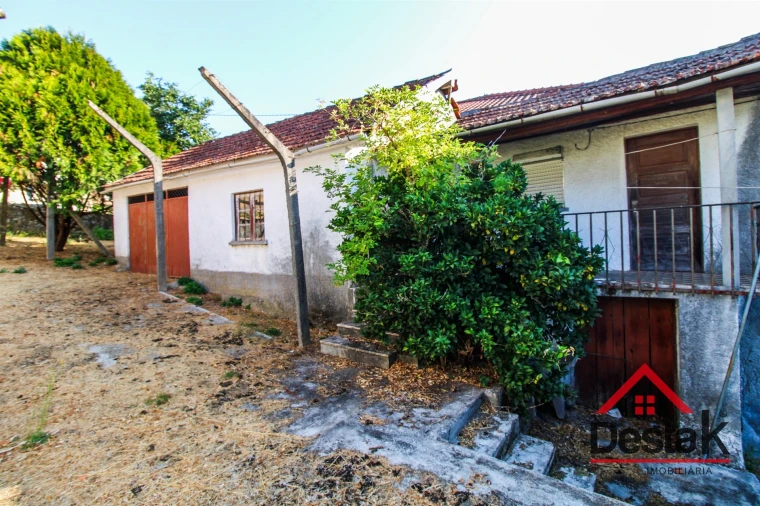 Moradia T4 para Venda em Sul Foto 1