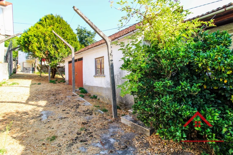 Moradia T4 para Venda em Sul Foto 2