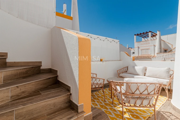 Moradia T4 para Arrendamento em Lagos (São Sebastião e Santa Maria) Foto 28