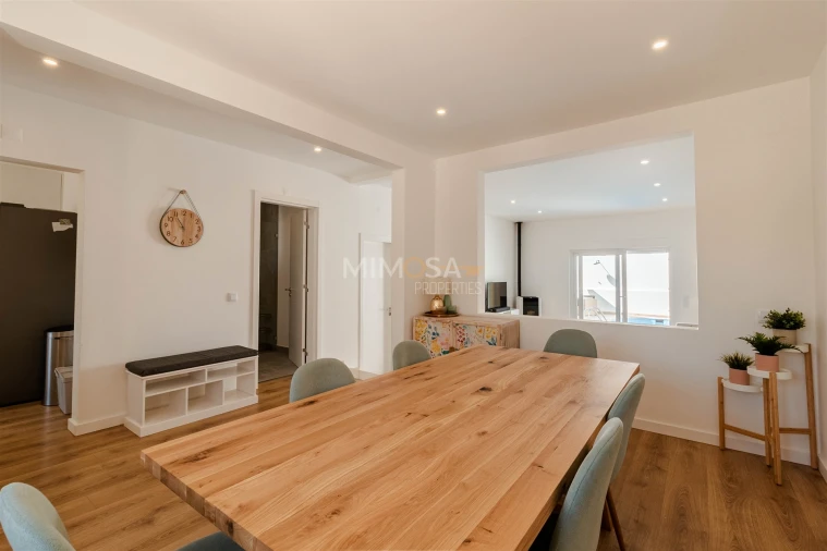 Moradia T4 para Arrendamento em Lagos (São Sebastião e Santa Maria) Foto 5