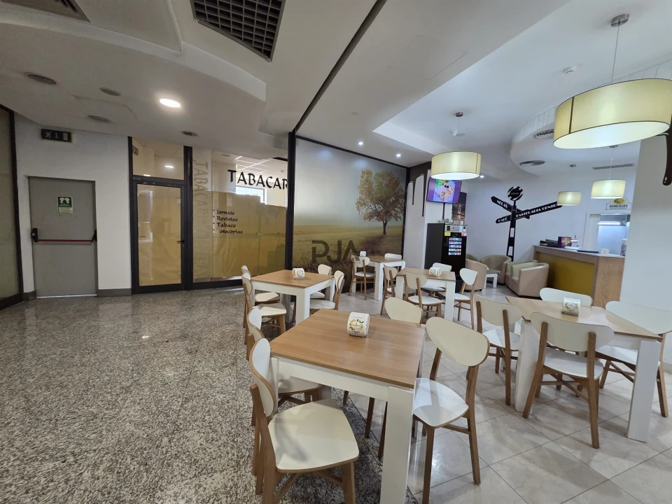 Loja para Venda em Nelas Foto 2