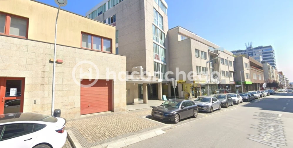 Garagem para Arrendamento em Barcelos, V.Boa, V.Frescainha Foto 1