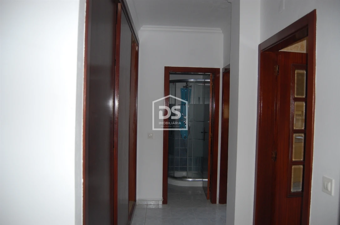 Apartamento T2 para Venda em Soure Foto 8