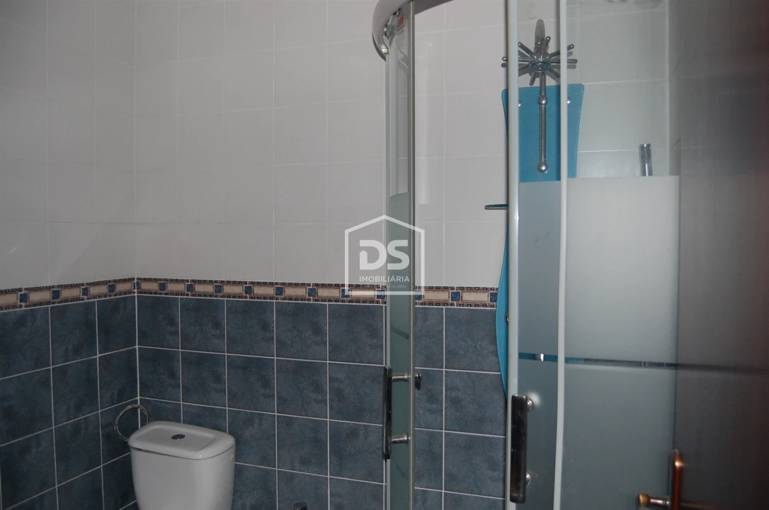 Apartamento T2 para Venda em Soure Foto 9