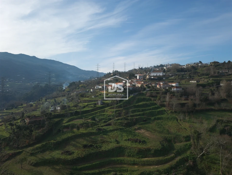 Quinta T0 para Venda em Santiago de Piães Foto 14