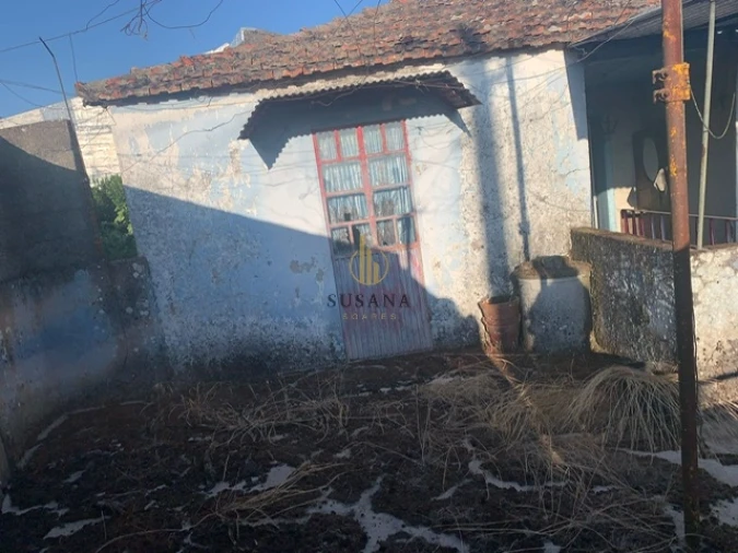 Moradia T2 para Venda em Bodiosa Foto 5