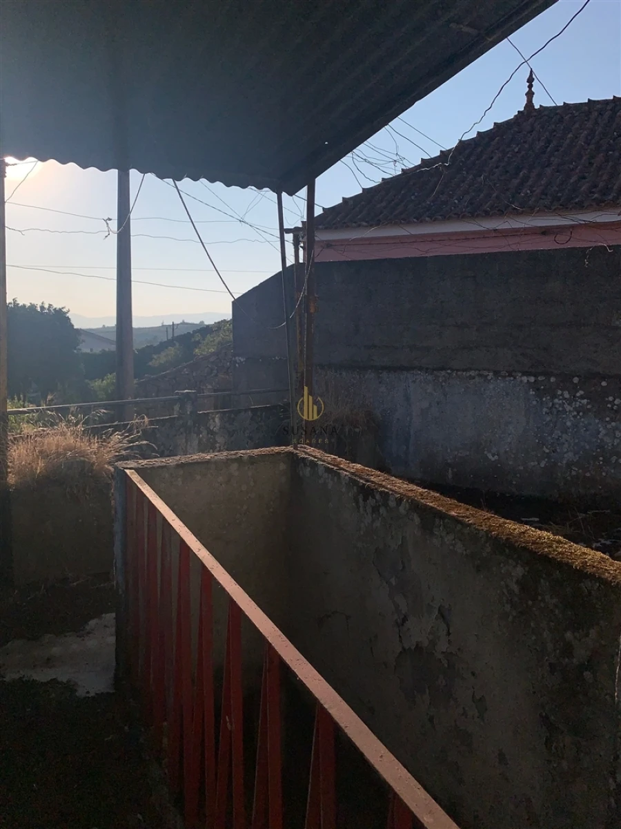 Moradia T2 para Venda em Bodiosa Foto 2