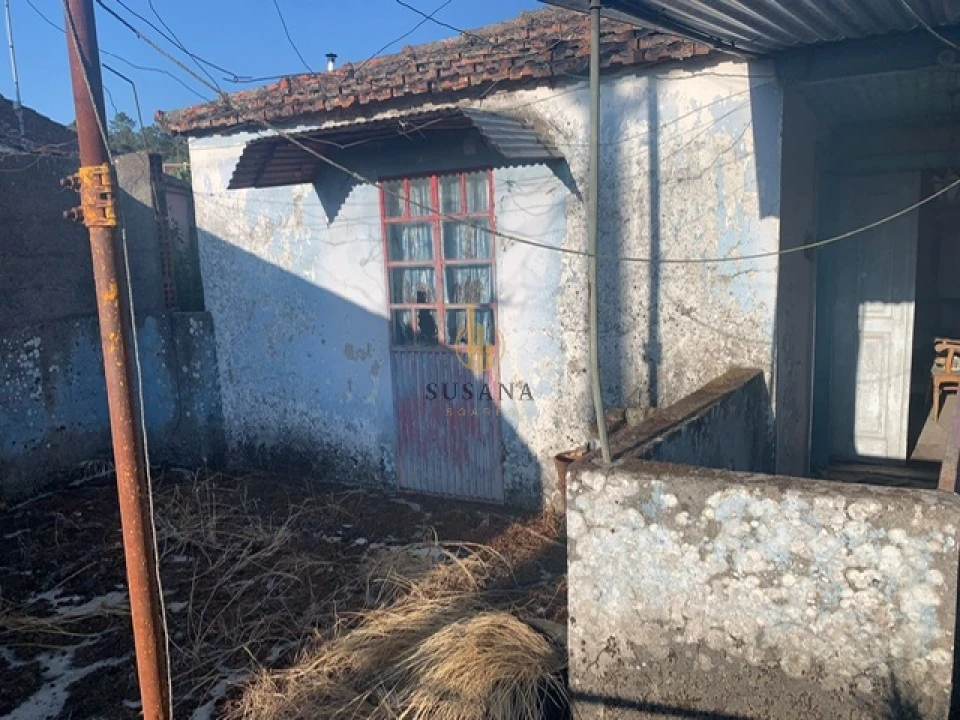 Moradia T2 para Venda em Bodiosa Foto 4