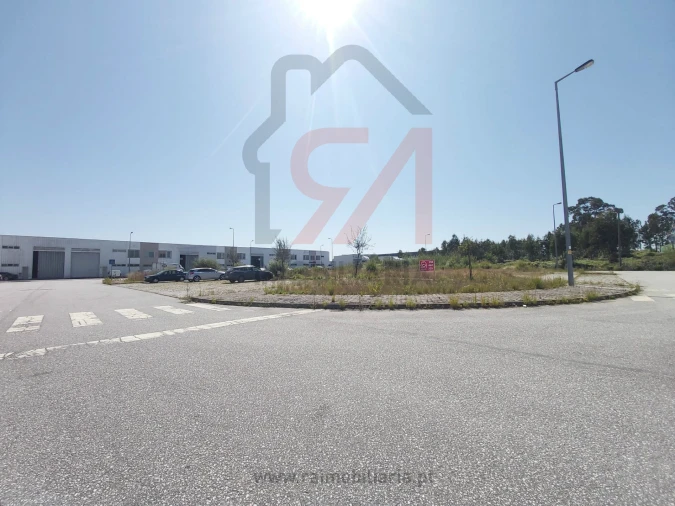 Terreno para Venda em Lordelo