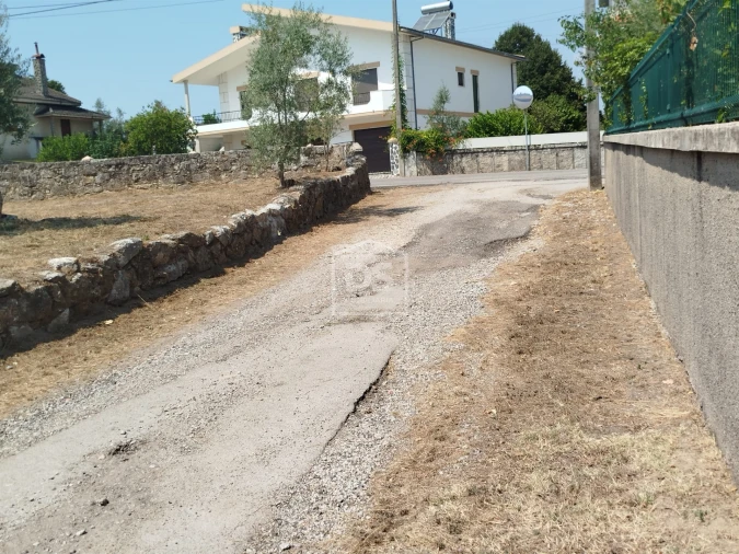 Terreno para Venda em Cabanas de Viriato Foto 3