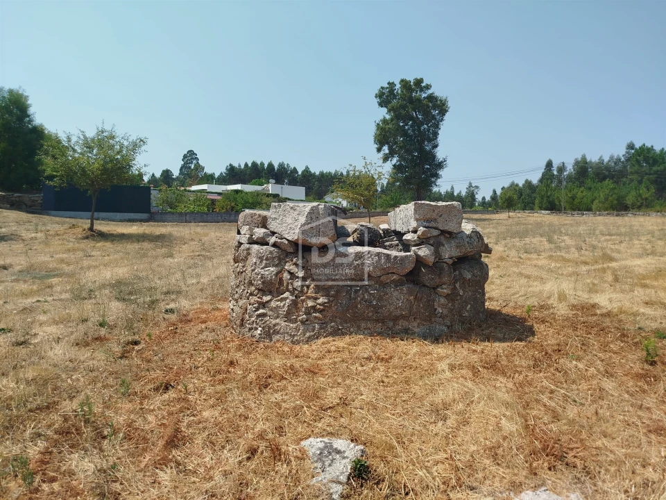 Terreno para Venda em Cabanas de Viriato Foto 23