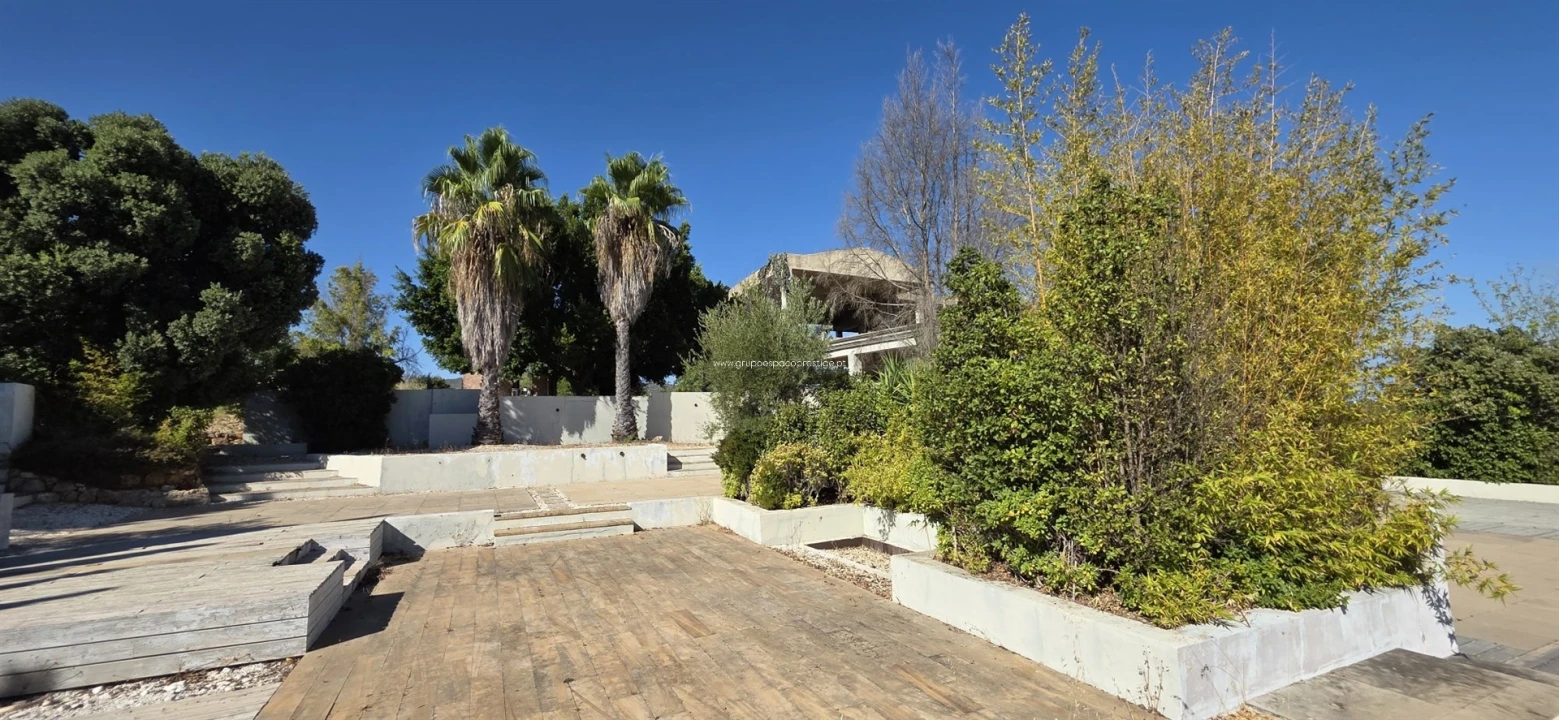 Quinta T0 para Venda em Quelfes Foto 5