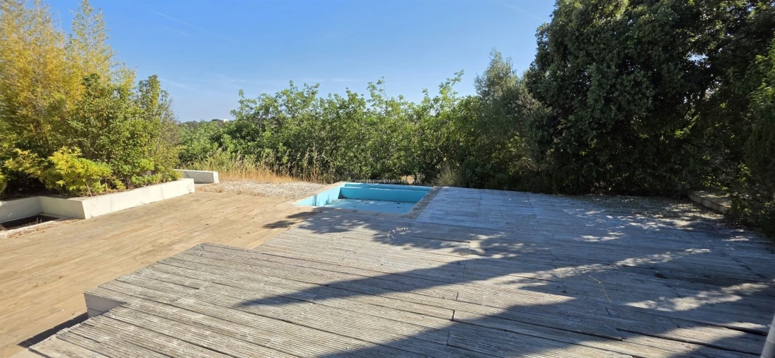 Quinta T0 para Venda em Quelfes Foto 8