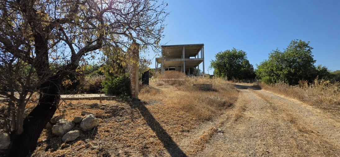 Quinta T0 para Venda em Quelfes Foto 10