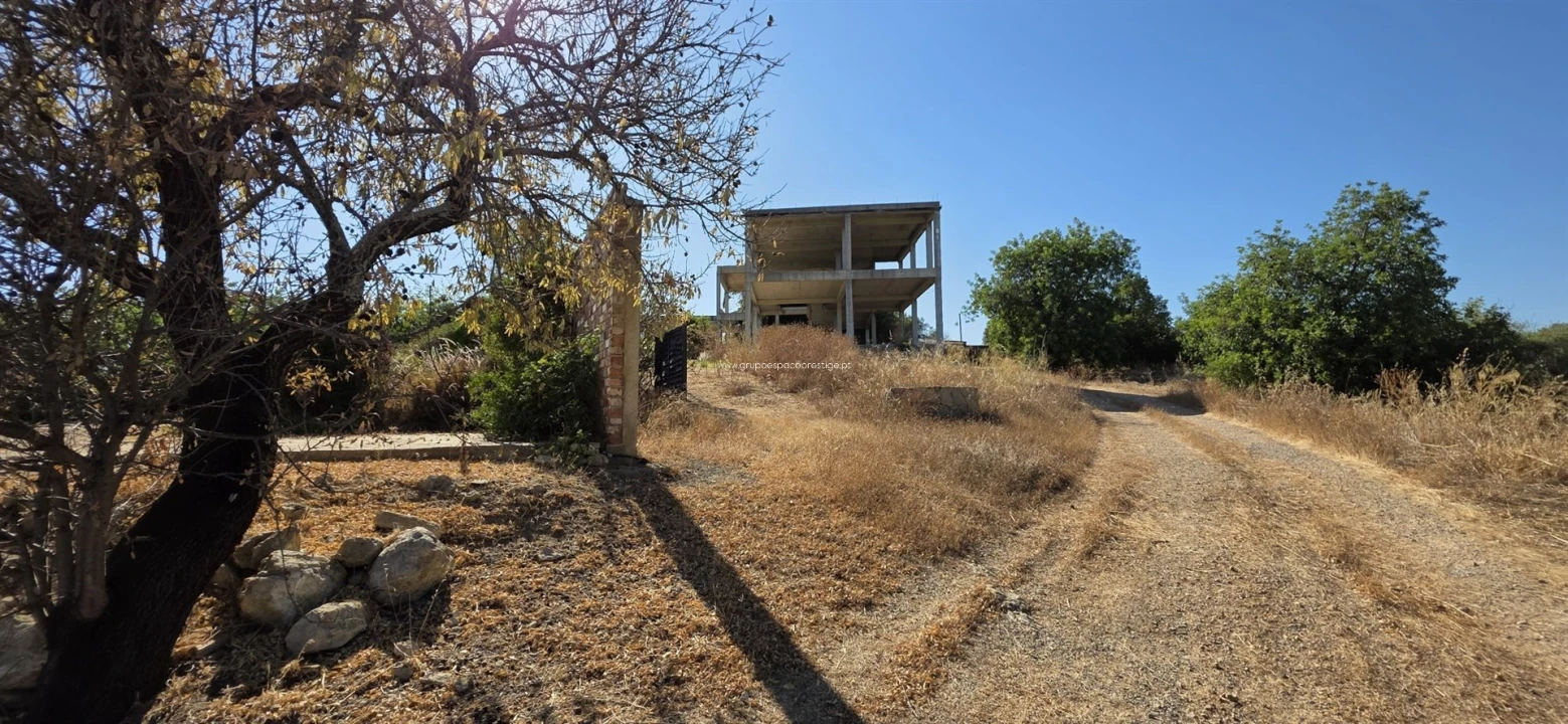 Quinta T0 para Venda em Quelfes Foto 10