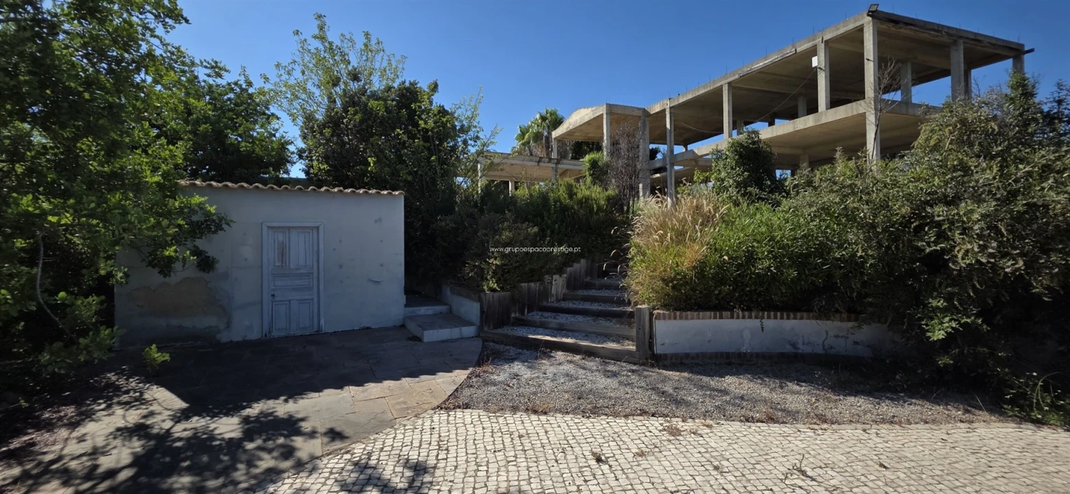 Quinta T0 para Venda em Quelfes Foto 20