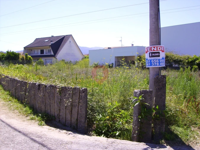 Terreno para Venda em Mazedo e Cortes Foto 2