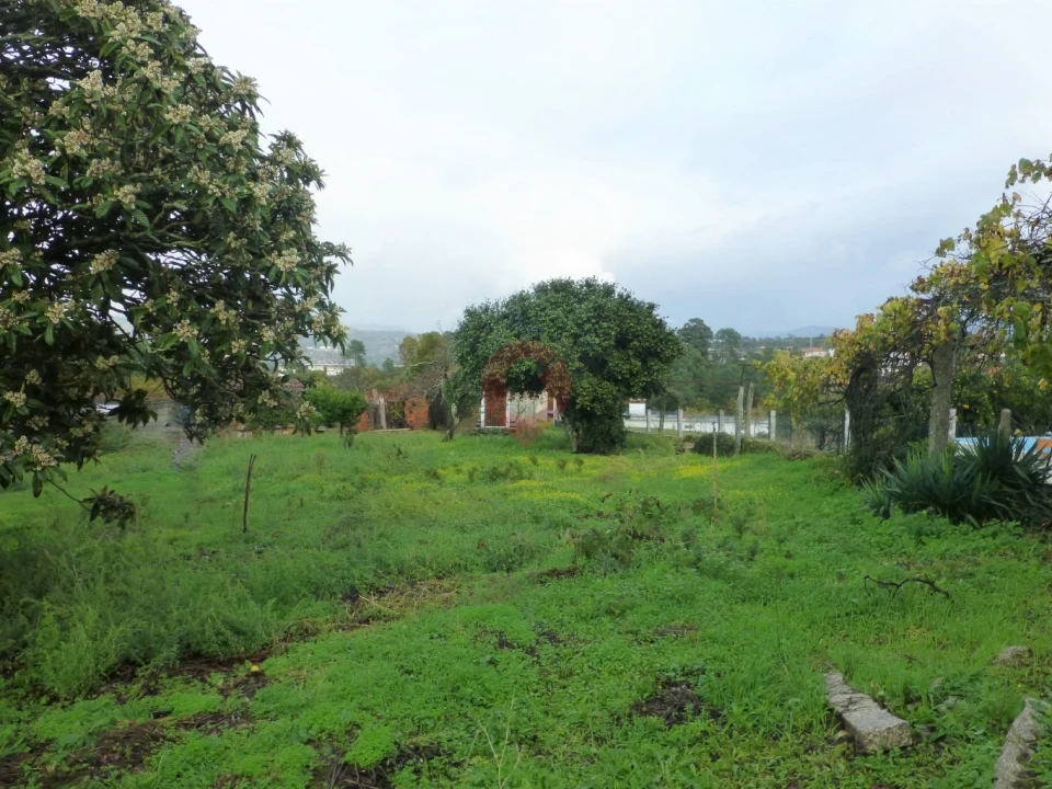 Terreno para Venda em Monção e Troviscoso Foto 2