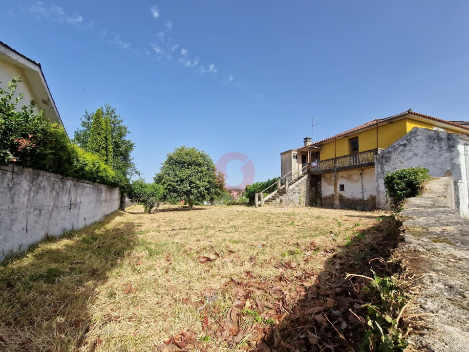 Moradia T2 para Venda em Monção e Troviscoso Foto 2