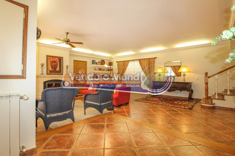 Moradia T4 para Venda em Marinhais Foto 4