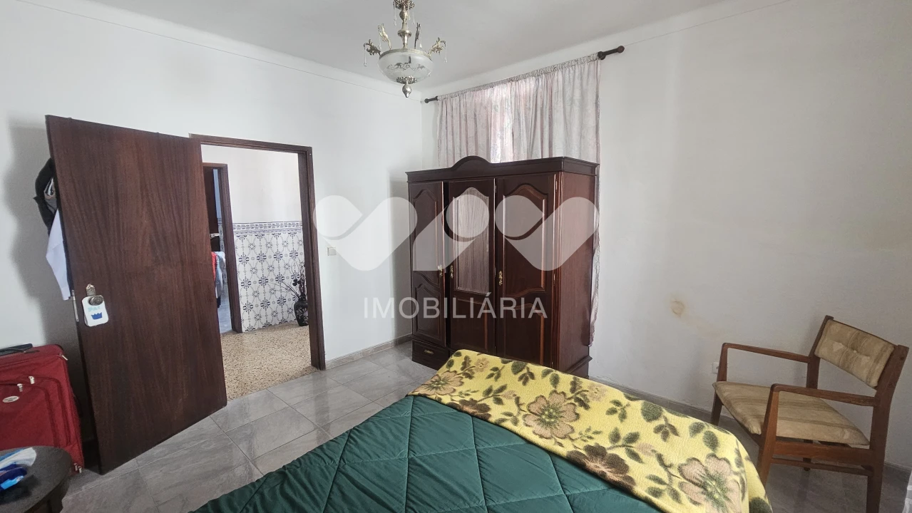 Moradia T3 para Venda em Cuba Foto 9