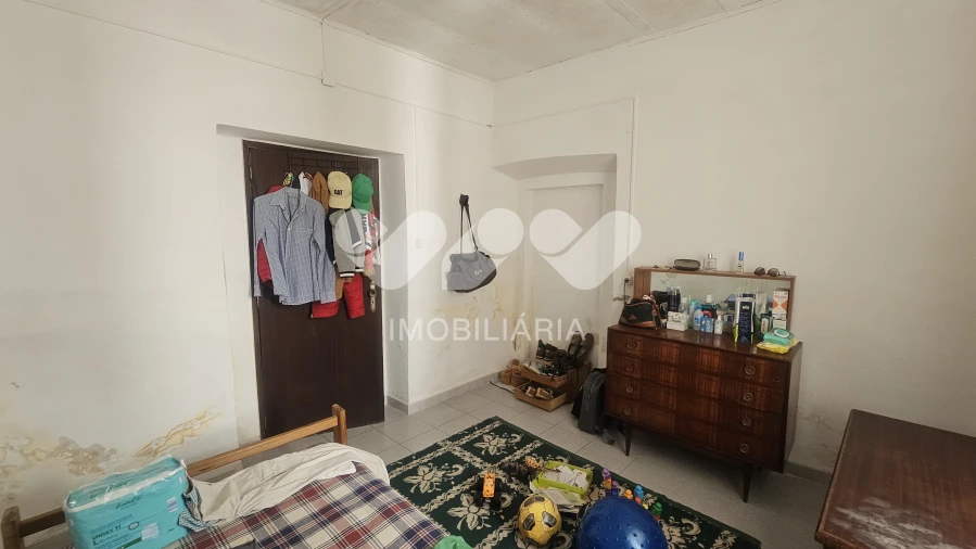 Moradia T3 para Venda em Cuba Foto 16