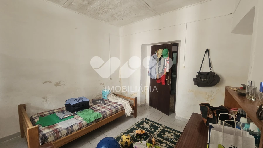 Moradia T3 para Venda em Cuba Foto 17