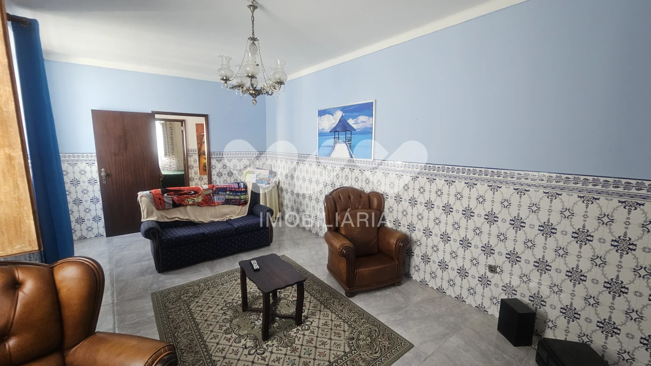 Moradia T3 para Venda em Cuba Foto 4