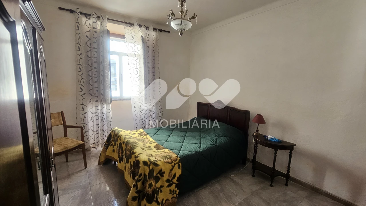 Moradia T3 para Venda em Cuba Foto 8