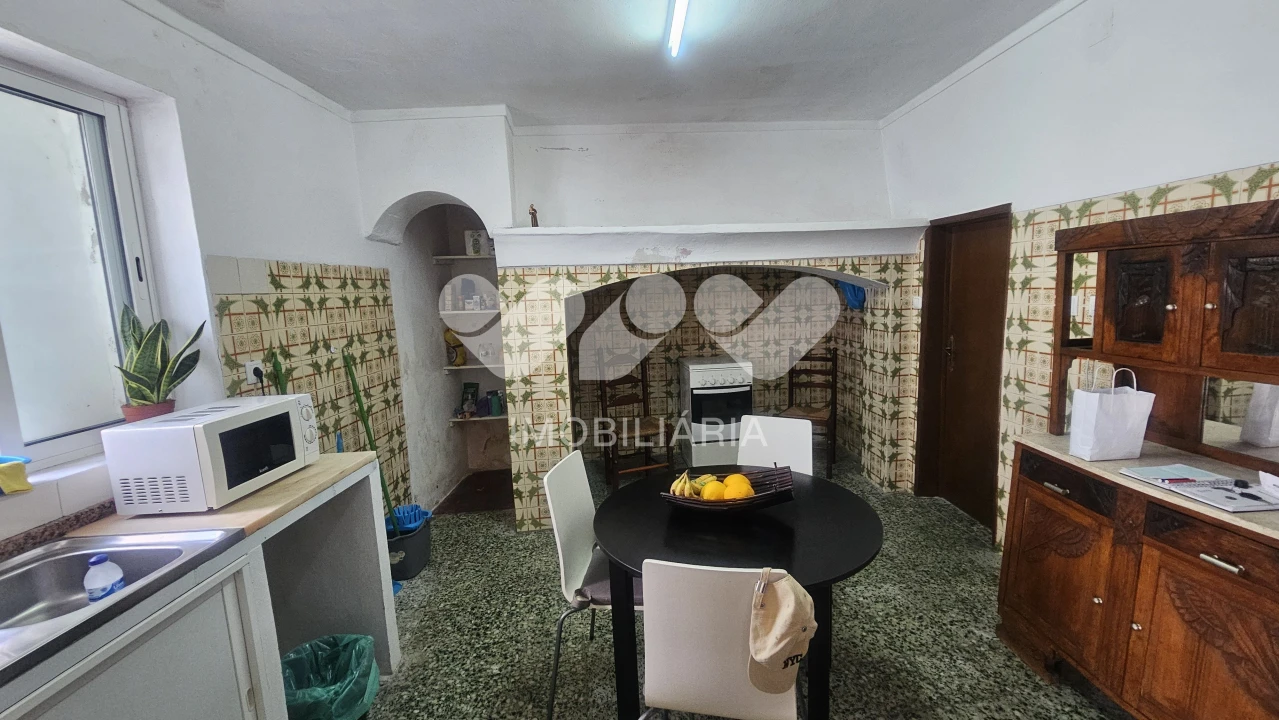 Moradia T3 para Venda em Cuba Foto 18