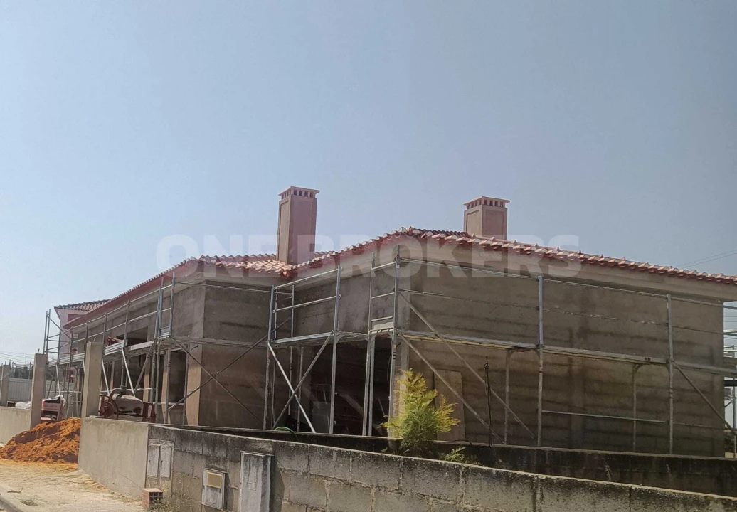 Moradia T3 para Venda em Biscainho Foto 6