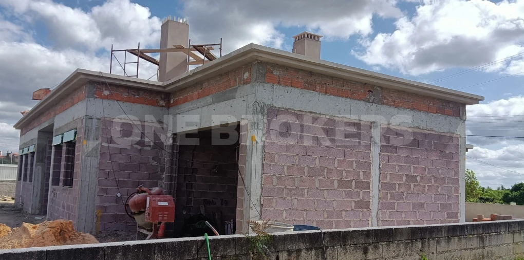 Moradia T3 para Venda em Biscainho Foto 4