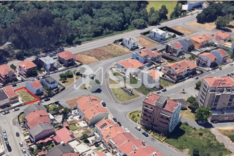 Terreno para Venda em Avintes Foto 3