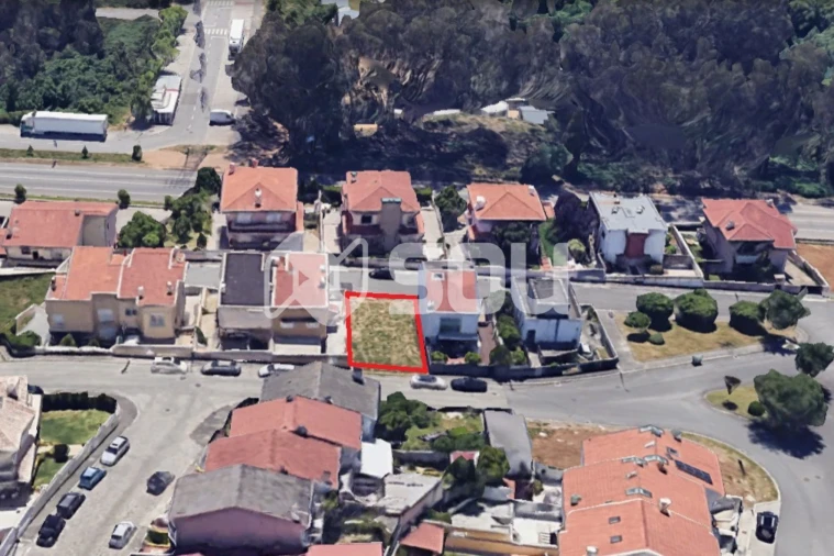 Terreno para Venda em Avintes Foto 2