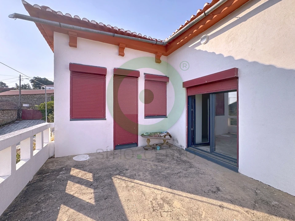 Moradia T4 para Venda em Aguieiras Foto 15