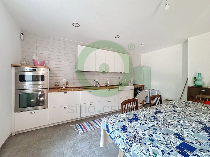 Moradia T4 para Venda em Aguieiras Foto 5