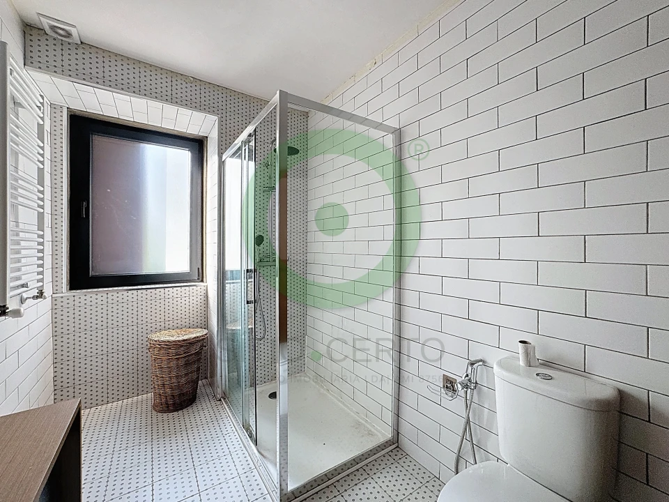 Moradia T4 para Venda em Aguieiras Foto 18